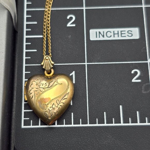 VTG 1/20 10K GF Heart Locket Necklace 18" Floral Etching Rolo Chain Hair Keepsak - Picture 9 of 10